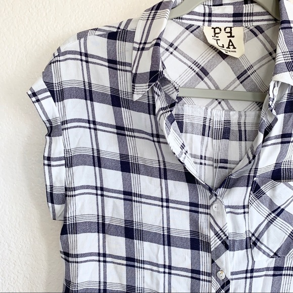 Peoples Project PPLA Plaid Flannel Button Up Top - Picture 2 of 7